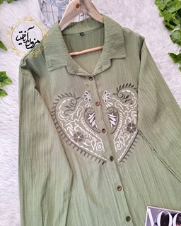 تونیک جلو دکمه سبز سدری طرح گلدوزی ابریشم